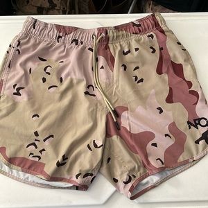 Men’s DCU NFQ shorts